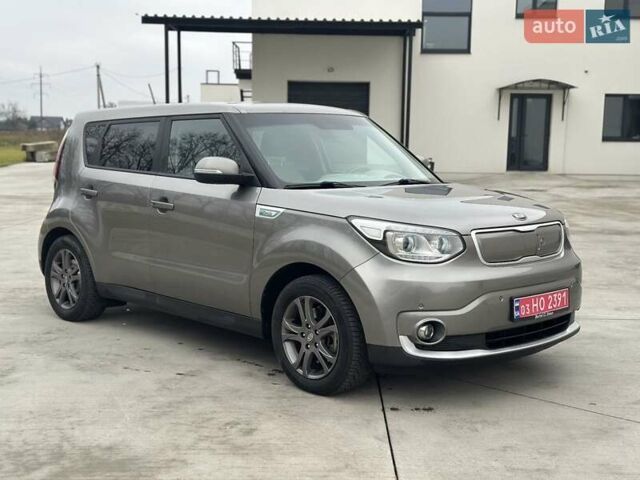 Серый Киа Soul EV, объемом двигателя 0 л и пробегом 181 тыс. км за 8299 $, фото 33 на Automoto.ua