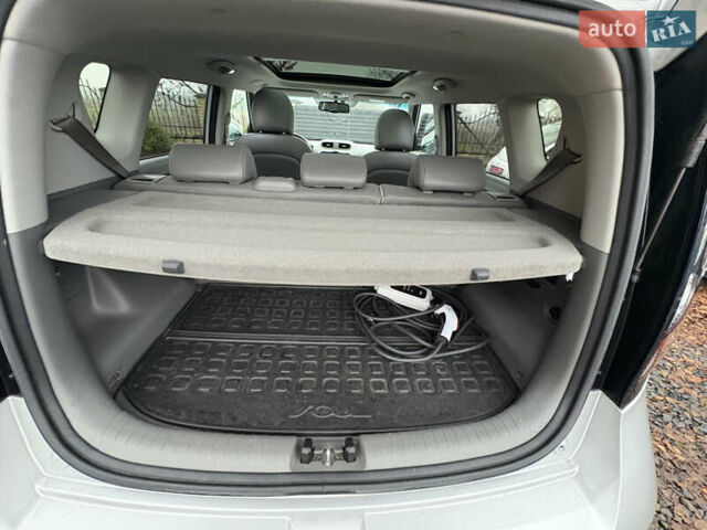 Серый Киа Soul EV, объемом двигателя 0 л и пробегом 113 тыс. км за 6100 $, фото 18 на Automoto.ua