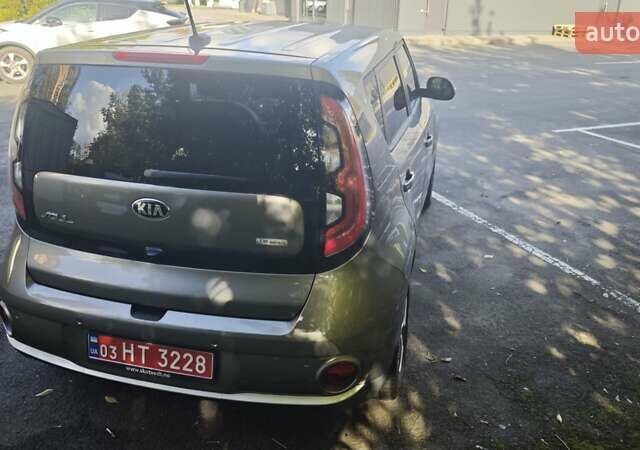 Серый Киа Soul EV, объемом двигателя 0 л и пробегом 99 тыс. км за 8500 $, фото 1 на Automoto.ua