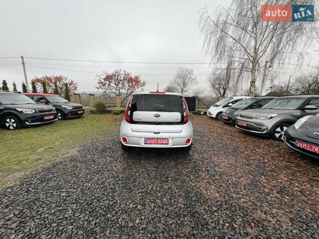 Серый Киа Soul EV, объемом двигателя 0 л и пробегом 113 тыс. км за 6100 $, фото 5 на Automoto.ua