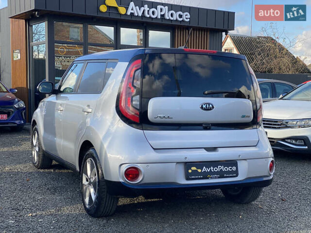 Серый Киа Soul EV, объемом двигателя 0 л и пробегом 113 тыс. км за 10700 $, фото 9 на Automoto.ua