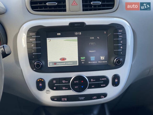 Серый Киа Soul EV, объемом двигателя 0 л и пробегом 113 тыс. км за 10700 $, фото 21 на Automoto.ua