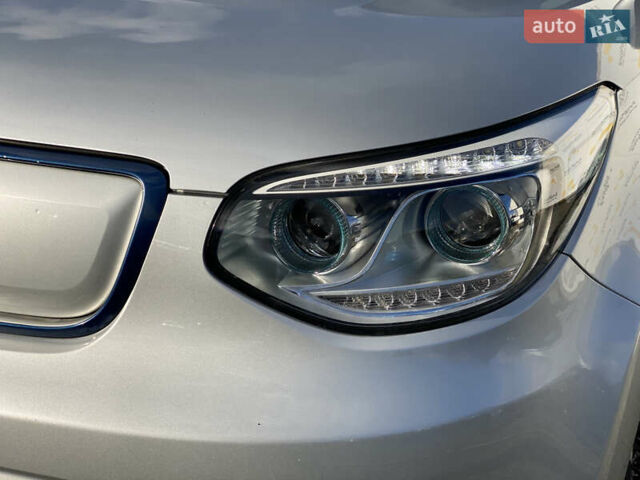 Серый Киа Soul EV, объемом двигателя 0 л и пробегом 113 тыс. км за 10700 $, фото 69 на Automoto.ua