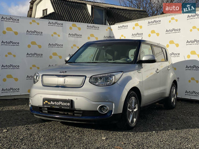 Серый Киа Soul EV, объемом двигателя 0 л и пробегом 113 тыс. км за 10700 $, фото 71 на Automoto.ua