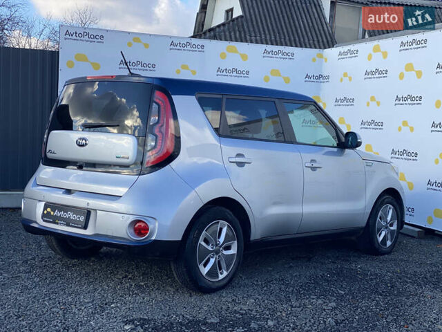 Серый Киа Soul EV, объемом двигателя 0 л и пробегом 113 тыс. км за 10700 $, фото 61 на Automoto.ua