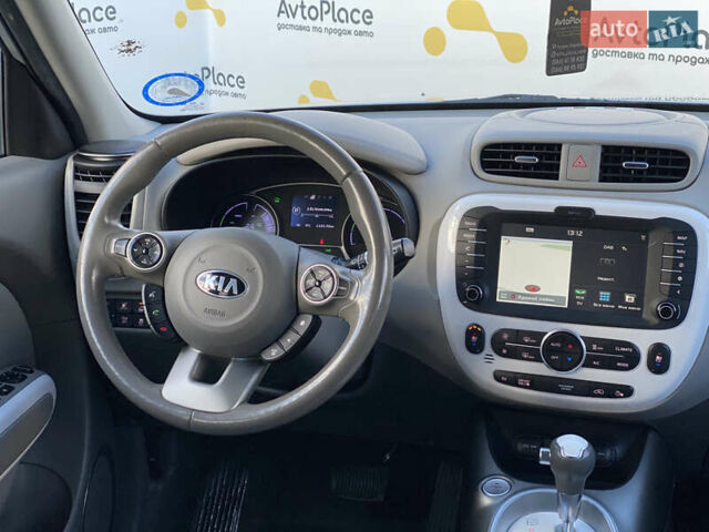 Серый Киа Soul EV, объемом двигателя 0 л и пробегом 113 тыс. км за 10700 $, фото 19 на Automoto.ua