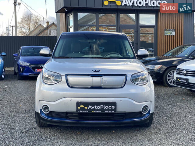 Серый Киа Soul EV, объемом двигателя 0 л и пробегом 113 тыс. км за 10700 $, фото 2 на Automoto.ua