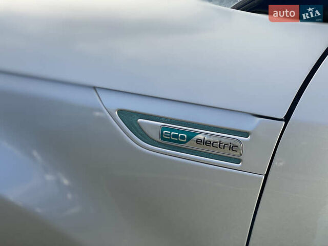 Серый Киа Soul EV, объемом двигателя 0 л и пробегом 113 тыс. км за 10700 $, фото 68 на Automoto.ua