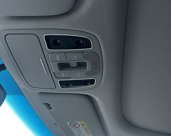 Серый Киа Soul EV, объемом двигателя 0 л и пробегом 162 тыс. км за 10500 $, фото 5 на Automoto.ua