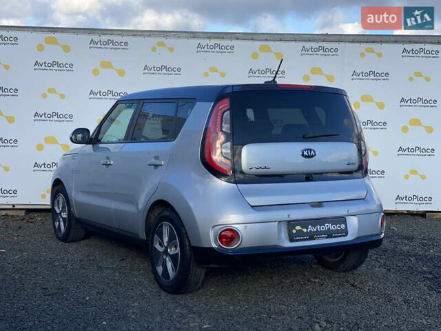 Серый Киа Soul EV, объемом двигателя 0 л и пробегом 113 тыс. км за 10700 $, фото 64 на Automoto.ua