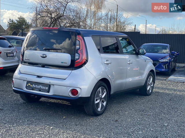 Серый Киа Soul EV, объемом двигателя 0 л и пробегом 113 тыс. км за 10700 $, фото 13 на Automoto.ua