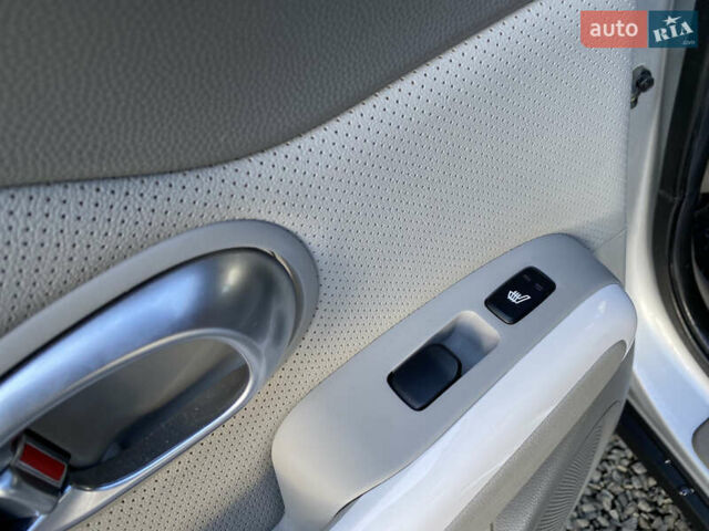 Серый Киа Soul EV, объемом двигателя 0 л и пробегом 113 тыс. км за 10700 $, фото 59 на Automoto.ua