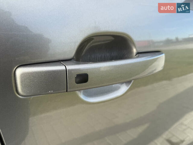 Серый Киа Soul EV, объемом двигателя 0 л и пробегом 104 тыс. км за 10499 $, фото 9 на Automoto.ua