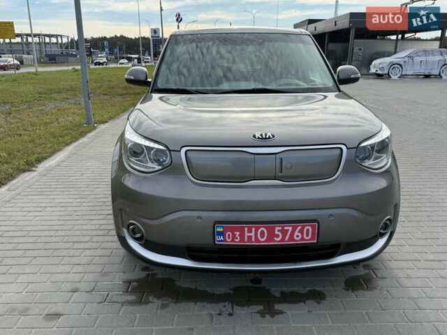 Серый Киа Soul EV, объемом двигателя 0 л и пробегом 104 тыс. км за 10499 $, фото 12 на Automoto.ua