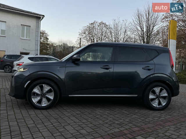 Киа Soul EV 2020 в Луцке на Automoto.ua Серый Киа Soul EV, объемом двигателя 0 л и пробегом 47 тыс. км за 20990 $, фото 2 на Automoto.ua