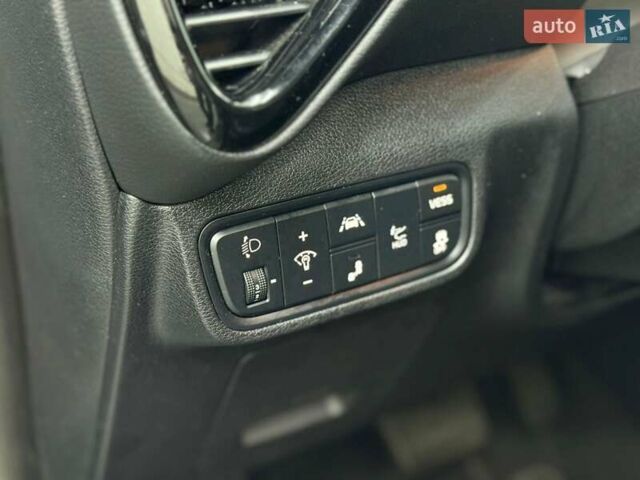 Кіа Soul EV 2020 у Луцьку на Automoto.ua Сірий Кіа Soul EV, об'ємом двигуна 0 л та пробігом 75 тис. км за 19655 $, фото 14 на Automoto.ua