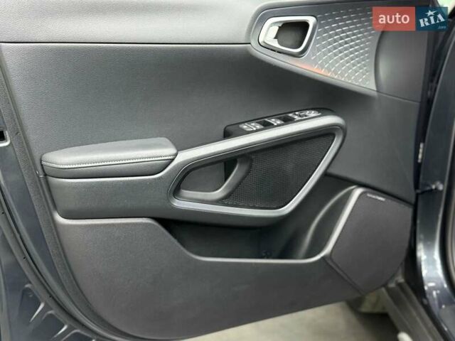 Кіа Soul EV 2020 у Луцьку на Automoto.ua Сірий Кіа Soul EV, об'ємом двигуна 0 л та пробігом 75 тис. км за 19655 $, фото 12 на Automoto.ua