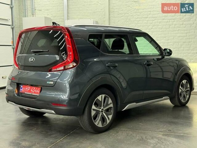 Кіа Soul EV 2020 у Луцьку на Automoto.ua Сірий Кіа Soul EV, об'ємом двигуна 0 л та пробігом 75 тис. км за 19655 $, фото 6 на Automoto.ua