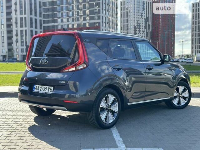 Серый Киа Soul EV, объемом двигателя 0 л и пробегом 43 тыс. км за 20499 $, фото 5 на Automoto.ua