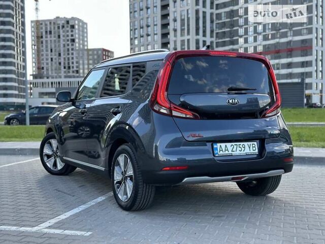 Серый Киа Soul EV, объемом двигателя 0 л и пробегом 43 тыс. км за 20499 $, фото 18 на Automoto.ua