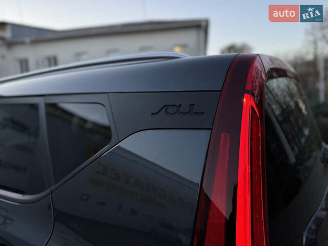 Киа Soul EV 2020 в Луцке на Automoto.ua Серый Киа Soul EV, объемом двигателя 0 л и пробегом 47 тыс. км за 20990 $, фото 9 на Automoto.ua