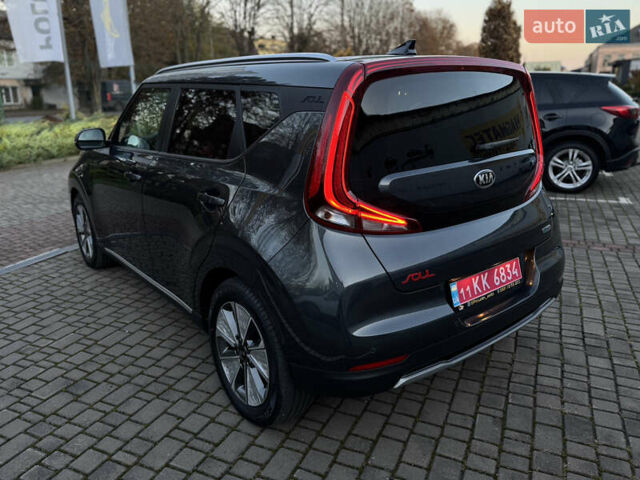 Киа Soul EV 2020 в Луцке на Automoto.ua Серый Киа Soul EV, объемом двигателя 0 л и пробегом 47 тыс. км за 20990 $, фото 3 на Automoto.ua