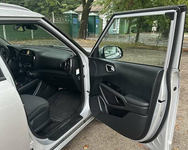 Серый Киа Soul EV, объемом двигателя 0 л и пробегом 160 тыс. км за 16500 $, фото 10 на Automoto.ua