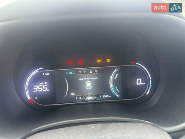 Сірий Кіа Soul EV, об'ємом двигуна 0 л та пробігом 113 тис. км за 13500 $, фото 12 на Automoto.ua