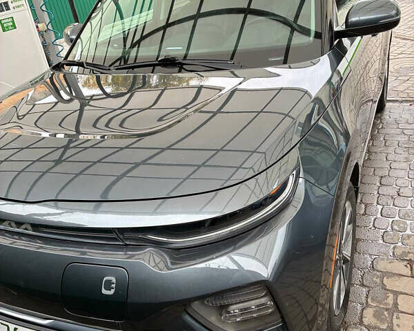 Киа Soul EV 2023 в Львове на Automoto.ua Серый Киа Soul EV, объемом двигателя 0 л и пробегом 32 тыс. км за 21500 $, фото 2 на Automoto.ua