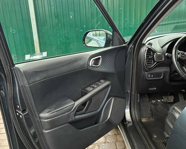 Киа Soul EV 2023 в Львове на Automoto.ua Серый Киа Soul EV, объемом двигателя 0 л и пробегом 32 тыс. км за 21500 $, фото 12 на Automoto.ua