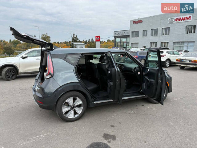 Киа Soul EV 2023 в Львове на Automoto.ua Серый Киа Soul EV, объемом двигателя 0 л и пробегом 32 тыс. км за 21500 $, фото 5 на Automoto.ua