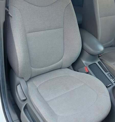 Синій Кіа Soul EV, об'ємом двигуна 0 л та пробігом 97 тис. км за 5250 $, фото 77 на Automoto.ua