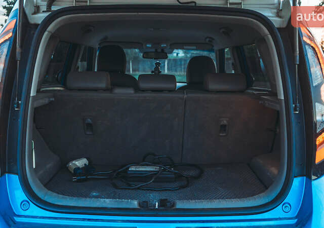 Синий Киа Soul EV, объемом двигателя 0 л и пробегом 165 тыс. км за 7500 $, фото 6 на Automoto.ua