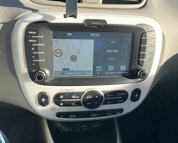 Синий Киа Soul EV, объемом двигателя 0 л и пробегом 155 тыс. км за 7900 $, фото 12 на Automoto.ua