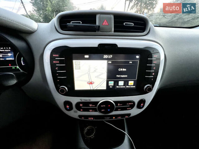 Синий Киа Soul EV, объемом двигателя 0 л и пробегом 165 тыс. км за 7500 $, фото 8 на Automoto.ua