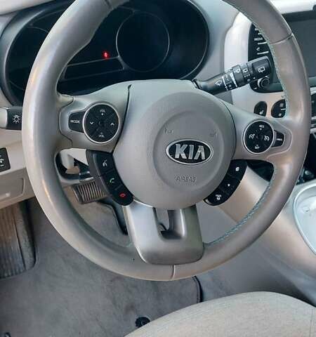 Синій Кіа Soul EV, об'ємом двигуна 0 л та пробігом 97 тис. км за 5250 $, фото 109 на Automoto.ua
