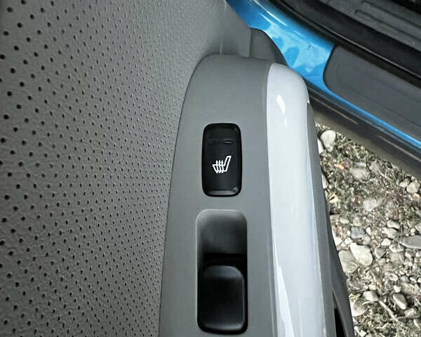 Синий Киа Soul EV, объемом двигателя 0 л и пробегом 165 тыс. км за 7500 $, фото 13 на Automoto.ua