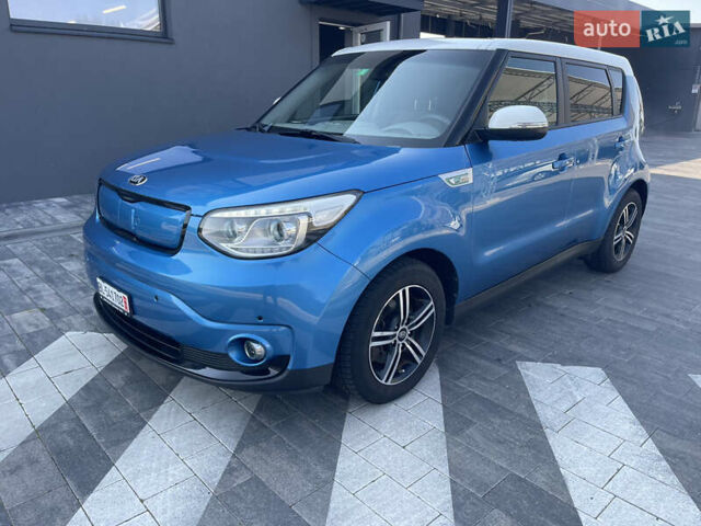 Киа Soul EV 2015 в Луцке на Automoto.ua Синий Киа Soul EV, объемом двигателя 0 л и пробегом 112 тыс. км за 11700 $, фото 21 на Automoto.ua