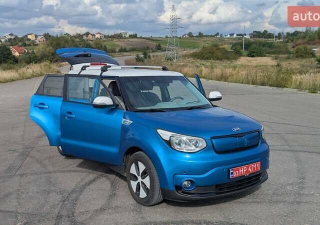 Синий Киа Soul EV, объемом двигателя 0 л и пробегом 108 тыс. км за 6700 $, фото 7 на Automoto.ua