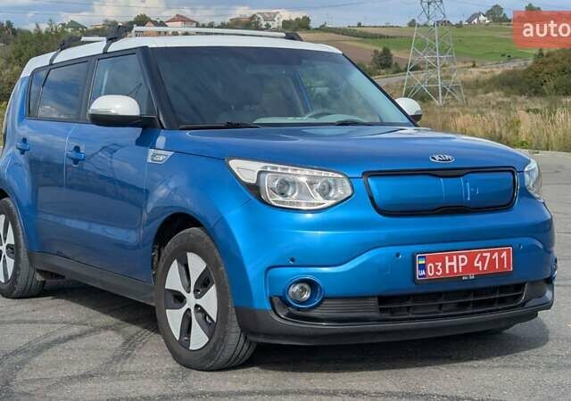 Синий Киа Soul EV, объемом двигателя 0 л и пробегом 108 тыс. км за 6700 $, фото 22 на Automoto.ua