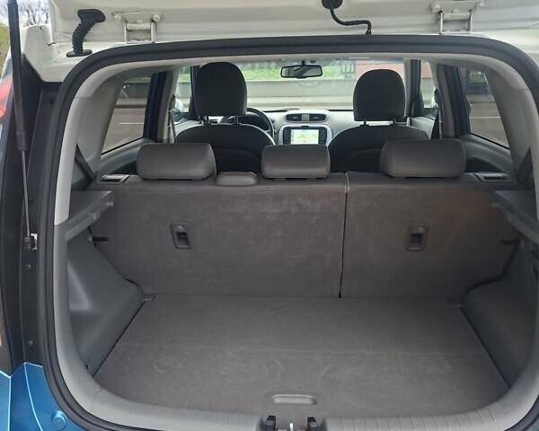 Кіа Soul EV 2016 у Дрогобичі на Automoto.ua Синій Кіа Soul EV, об'ємом двигуна 0 л та пробігом 108 тис. км за 6500 $, фото 72 на Automoto.ua