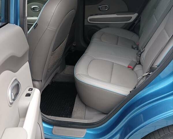 Синий Киа Soul EV, объемом двигателя 0 л и пробегом 108 тыс. км за 6700 $, фото 14 на Automoto.ua