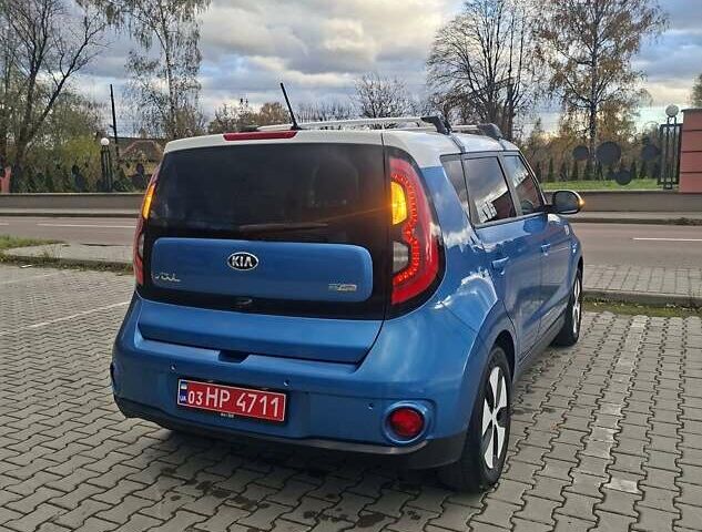 Кіа Soul EV 2016 у Дрогобичі на Automoto.ua Синій Кіа Soul EV, об'ємом двигуна 0 л та пробігом 108 тис. км за 6500 $, фото 40 на Automoto.ua