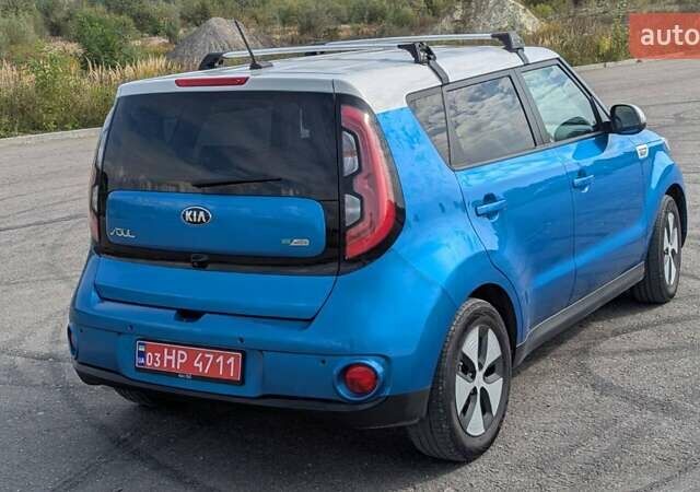 Синий Киа Soul EV, объемом двигателя 0 л и пробегом 108 тыс. км за 6700 $, фото 13 на Automoto.ua
