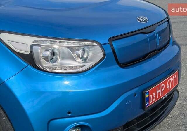 Синий Киа Soul EV, объемом двигателя 0 л и пробегом 108 тыс. км за 6700 $, фото 16 на Automoto.ua