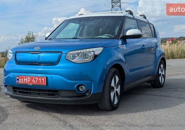 Синий Киа Soul EV, объемом двигателя 0 л и пробегом 108 тыс. км за 6700 $, фото 19 на Automoto.ua