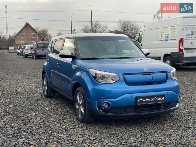 Синий Киа Soul EV, объемом двигателя 0 л и пробегом 88 тыс. км за 10700 $, фото 84 на Automoto.ua