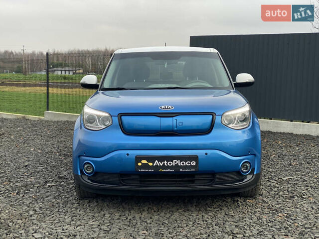 Синий Киа Soul EV, объемом двигателя 0 л и пробегом 88 тыс. км за 10700 $, фото 93 на Automoto.ua
