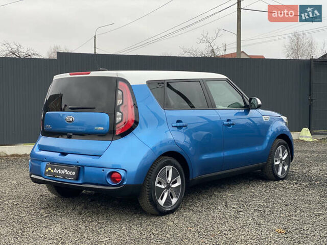 Синий Киа Soul EV, объемом двигателя 0 л и пробегом 88 тыс. км за 10700 $, фото 24 на Automoto.ua
