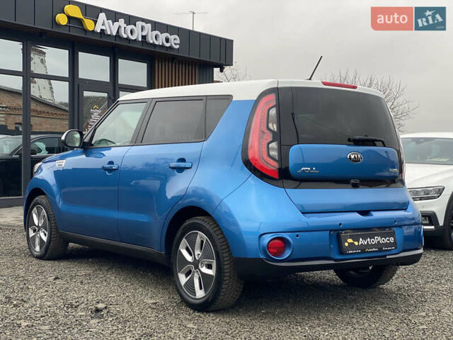 Синий Киа Soul EV, объемом двигателя 0 л и пробегом 88 тыс. км за 10700 $, фото 35 на Automoto.ua